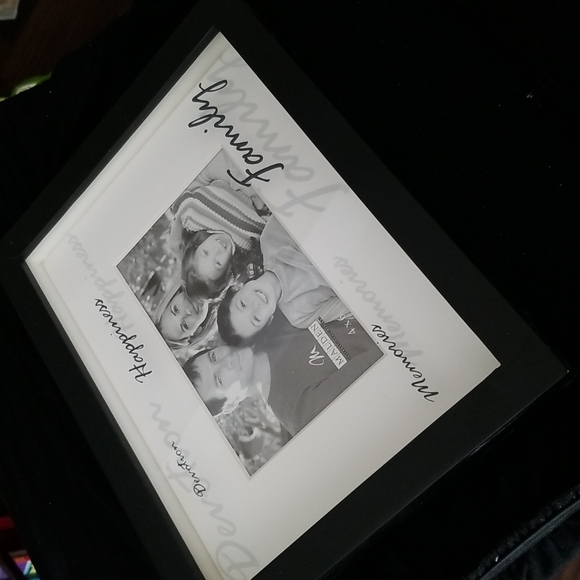 Family Picture Frame - Picture 4 of 7